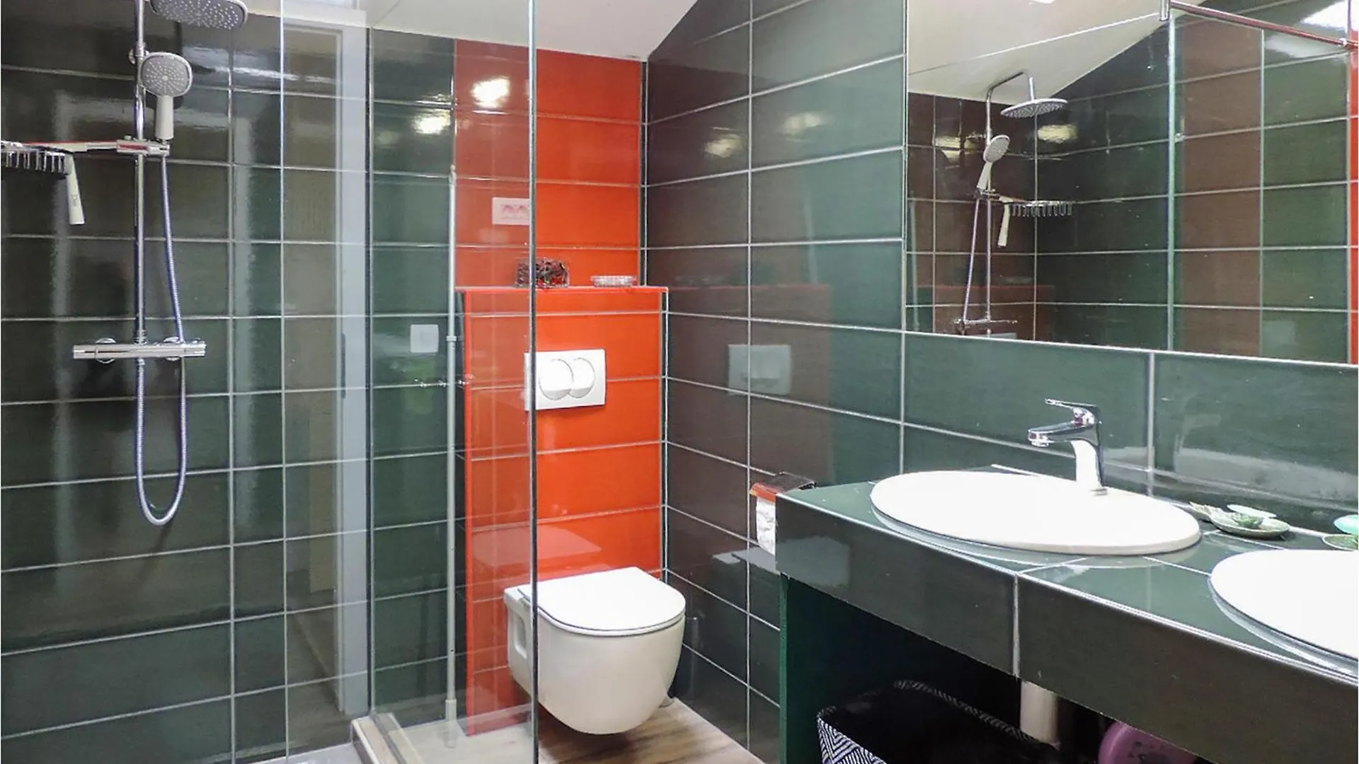別荘 6 Bedroom Awesome Home In Labin